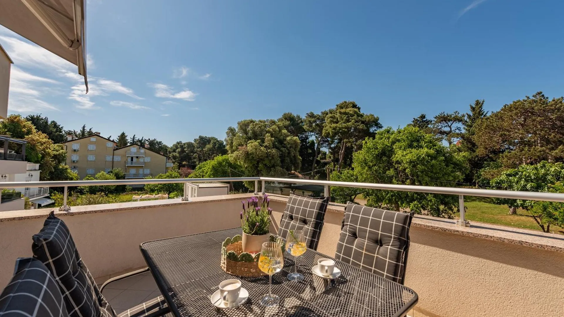 Apartments L&D Biograd Na Moru